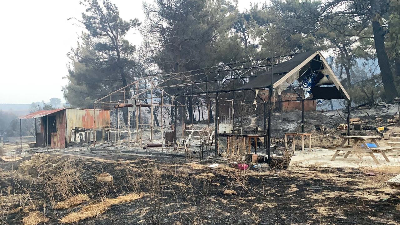 Çanakkale’de yangından etkilenen vatandaşlara destek