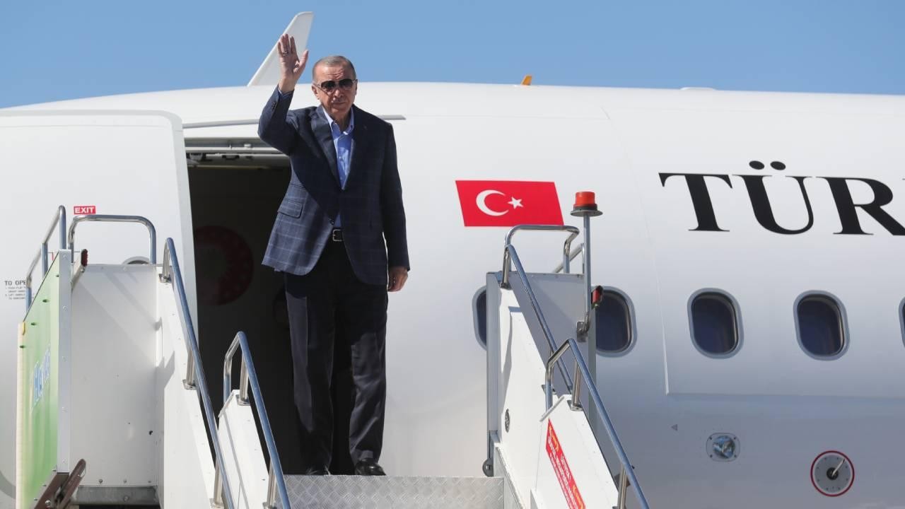 Cumhurbaşkanı Erdoğan, Hindistan'dan ayrıldı