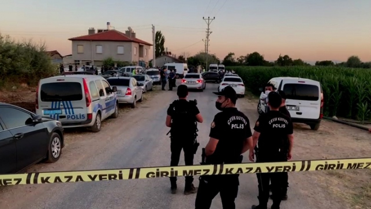Konya'da aynı aileden 7 kişinin öldüğü saldırıdan önceki kavgaya ilişkin dava sürüyor