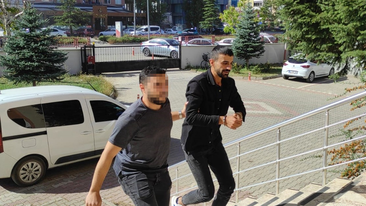 Konya'da uyuşturucu ticareti yapanlara polis baskını: 7 tutuklama 