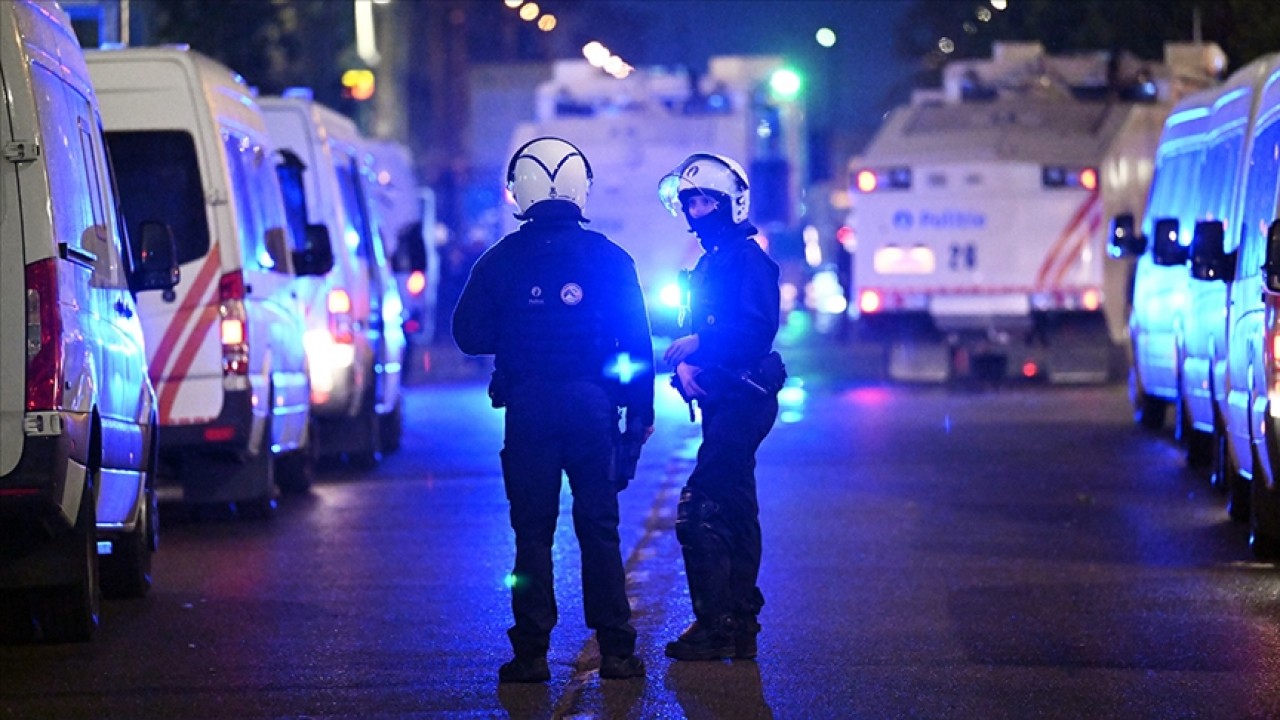 Brüksel'de düzenlenen silahlı saldırıda 2 kişi hayatını kaybetti