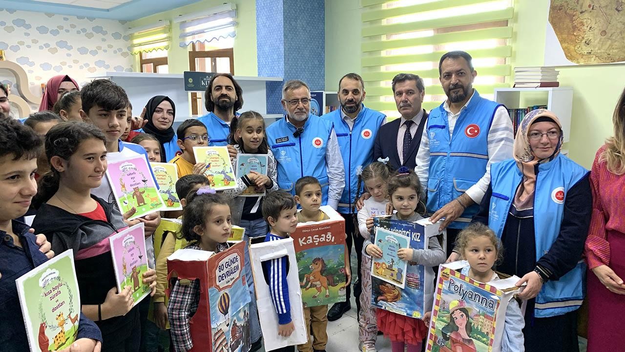 Türkiye Diyanet Vakfı 55 bin kitap dağıttı