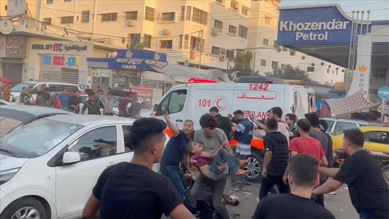 DSÖ: Gazze'de Şifa Hastanesi yakınındaki saldırı karşısında dehşete düştük