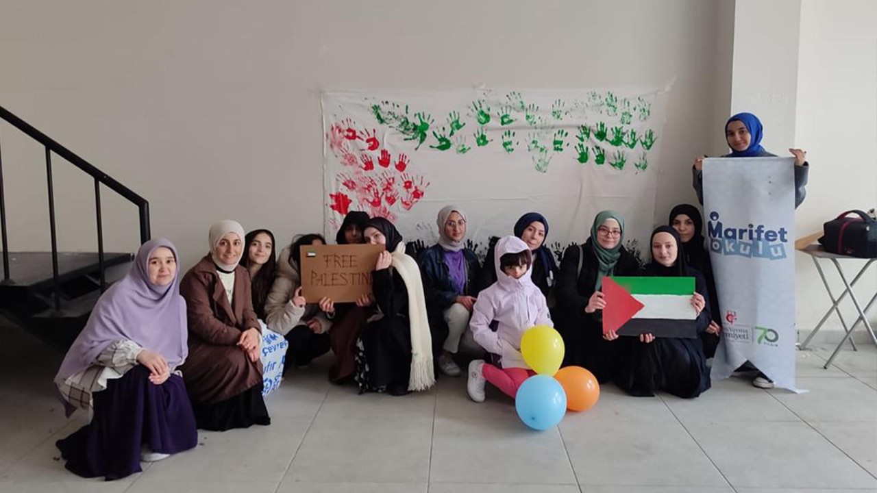 Konya'daki liseli gençler Gazze'ye umut oldu