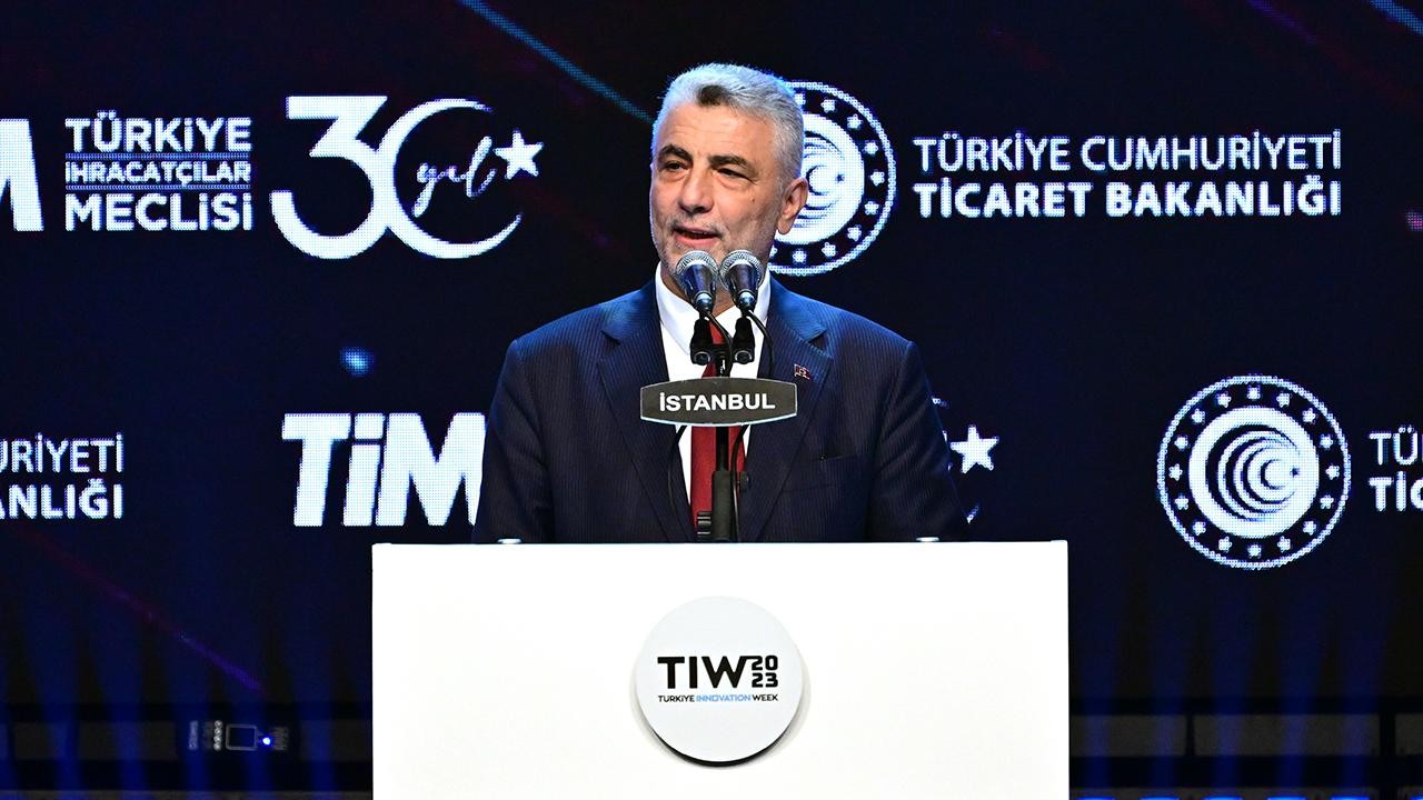 Bakan Bolat: Türkiye bilişim sektöründe Şampiyonlar Ligi'nde