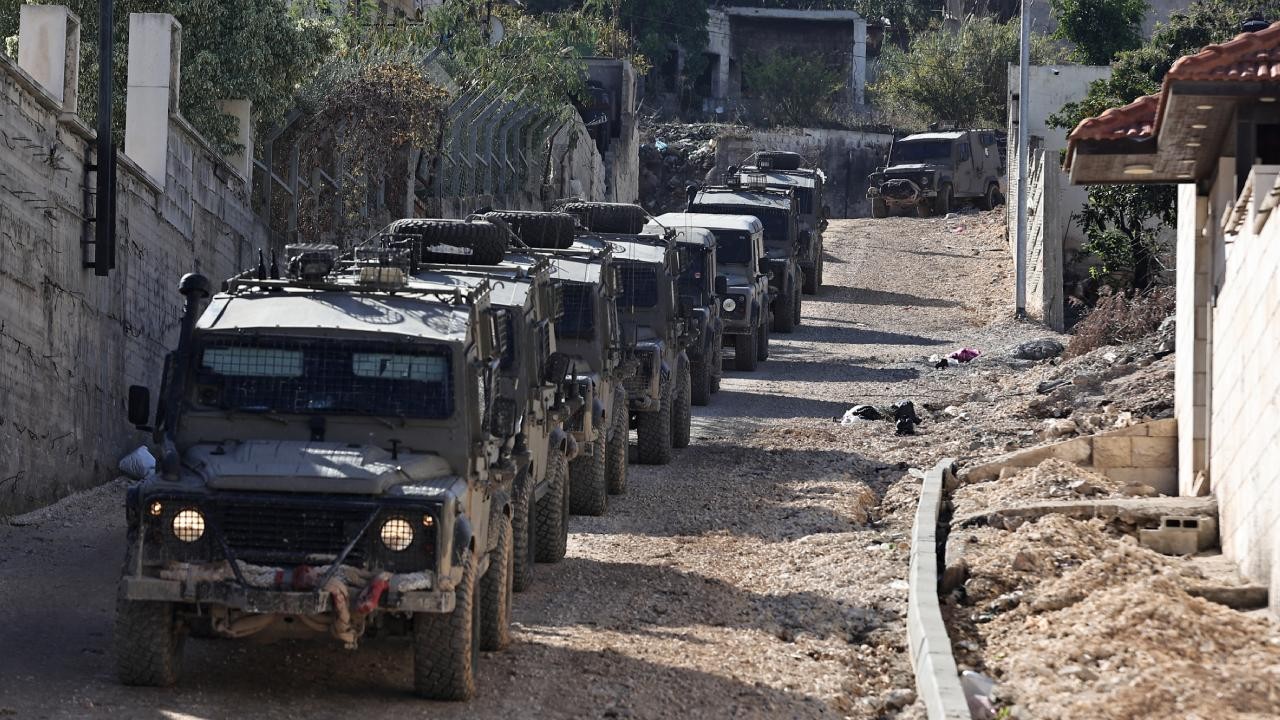 İsrail ordusu baskın düzenlediği Cenin'den çekildi