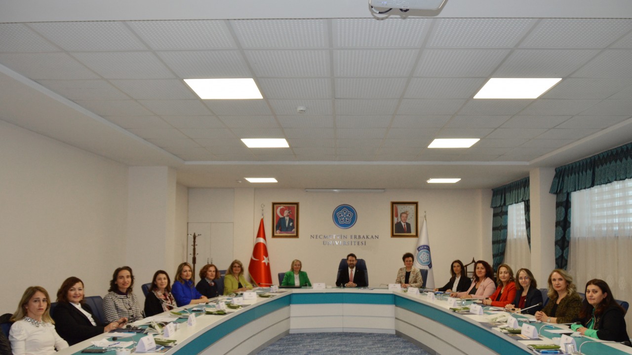 Hemşirelik Fakültesi Dekanları, Necmettin Erbakan Üniversitesi ev sahipliğinde toplandı