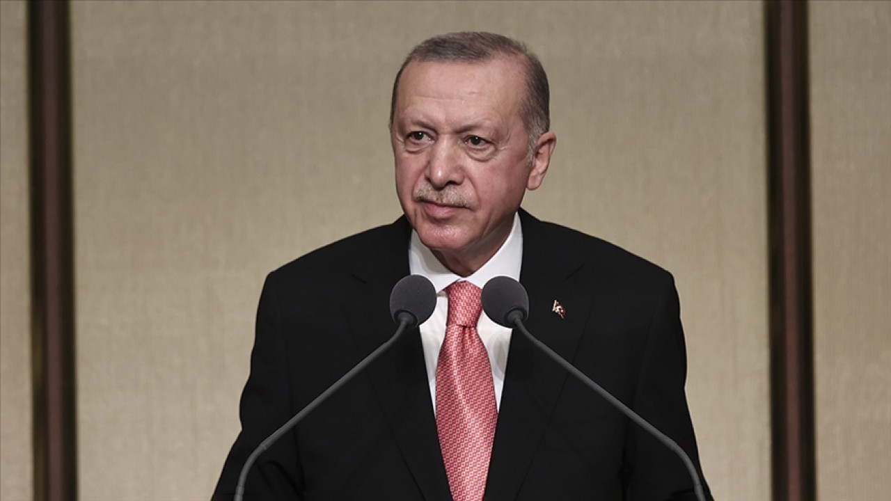 Erdoğan: Teröristleri buralara ayak basamayacak hale getireceğiz