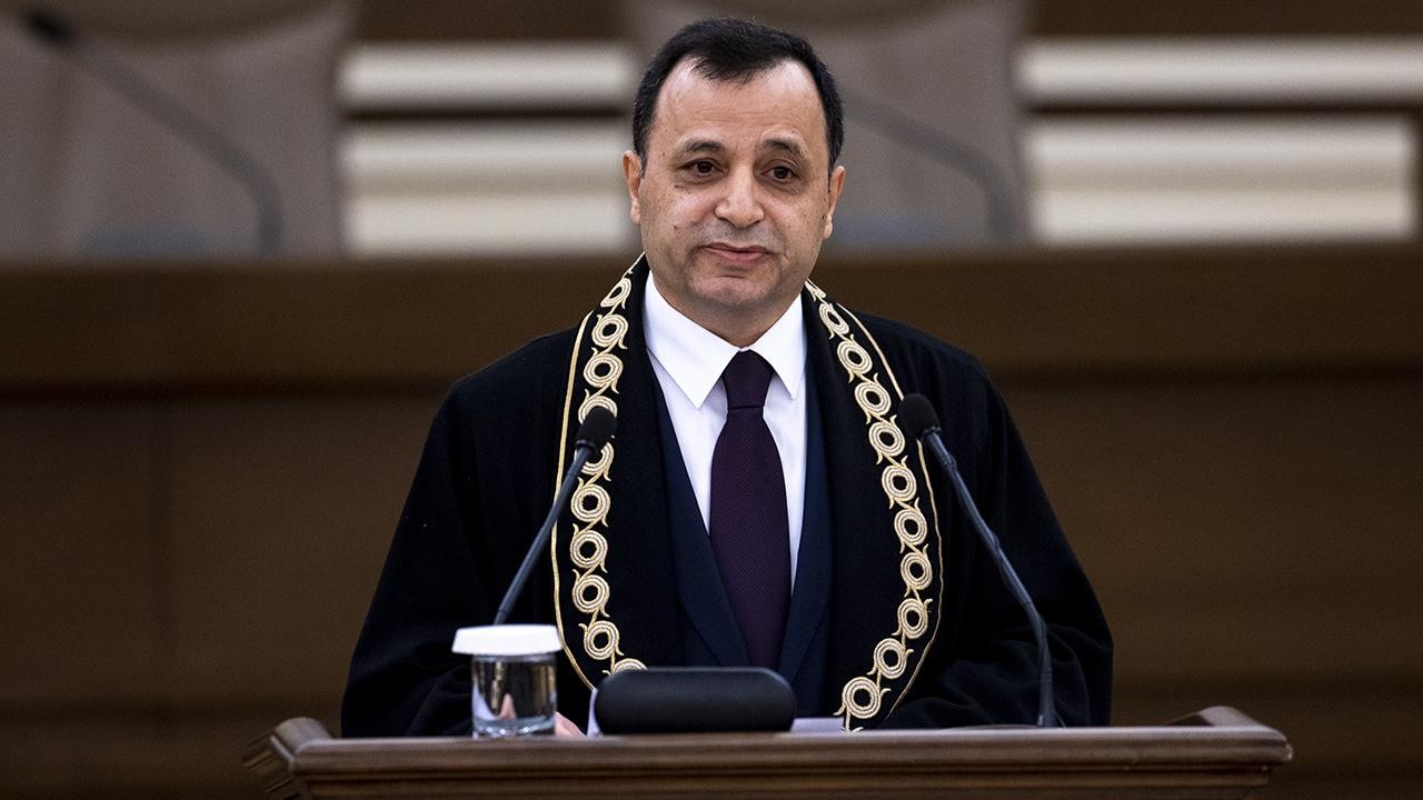 AYM Başkanı Zühtü Arslan’dan Yargıtay’a Can Atalay tepkisi