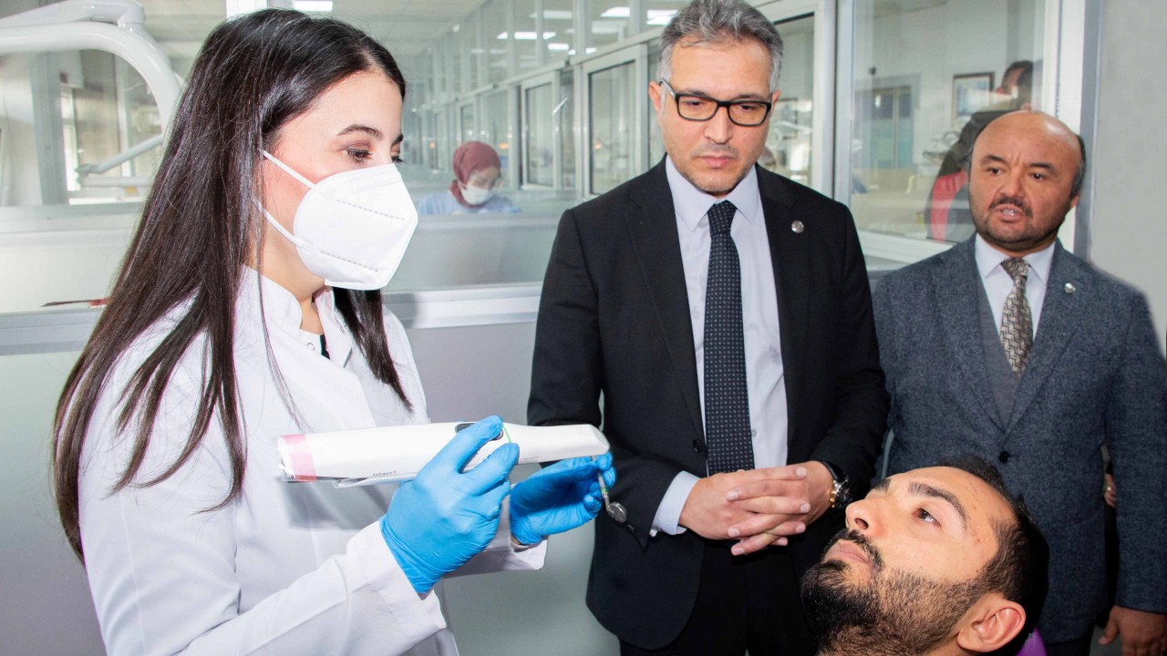 SÜ Diş Hekimliği Fakültesinde CAD–CAM Laboratuvarı açıldı
