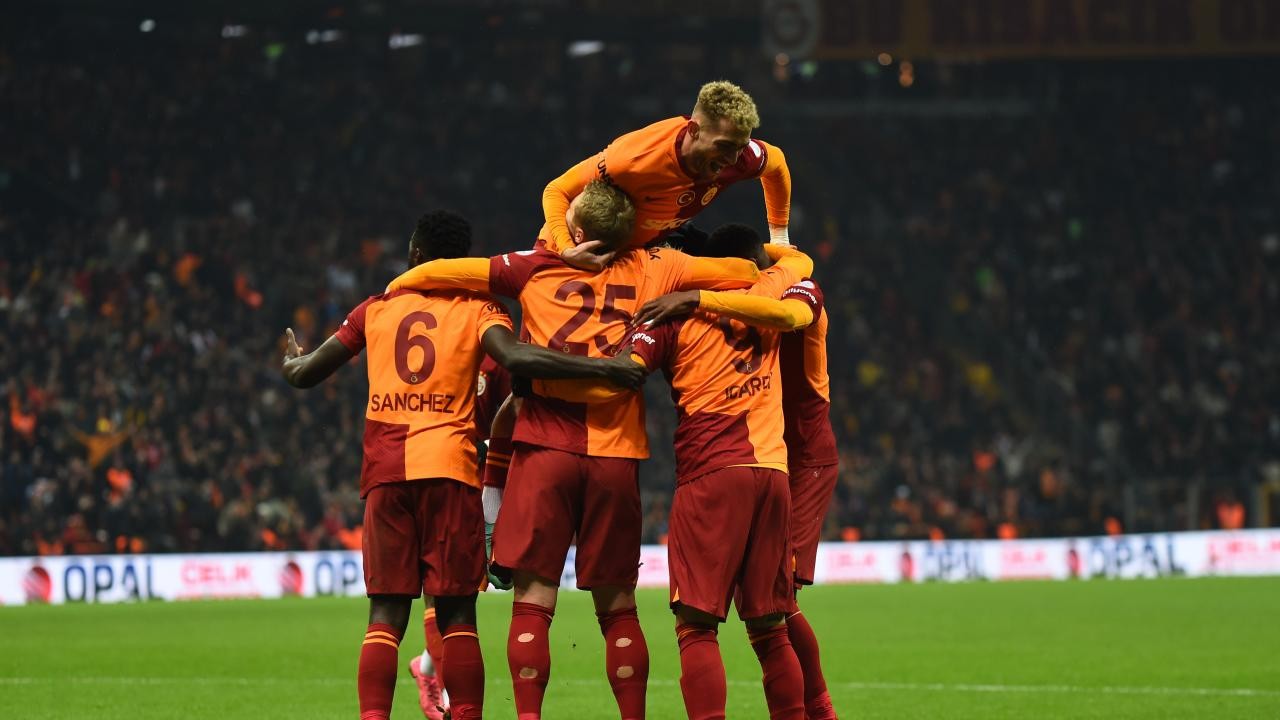 Galatasaray sahasında İstanbulspor’u 3-1 yendi