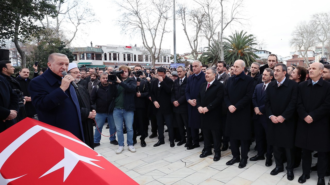 Cumhurbaşkanı Erdoğan, Yazar Alev Alatlı'nın cenaze törenine katıldı