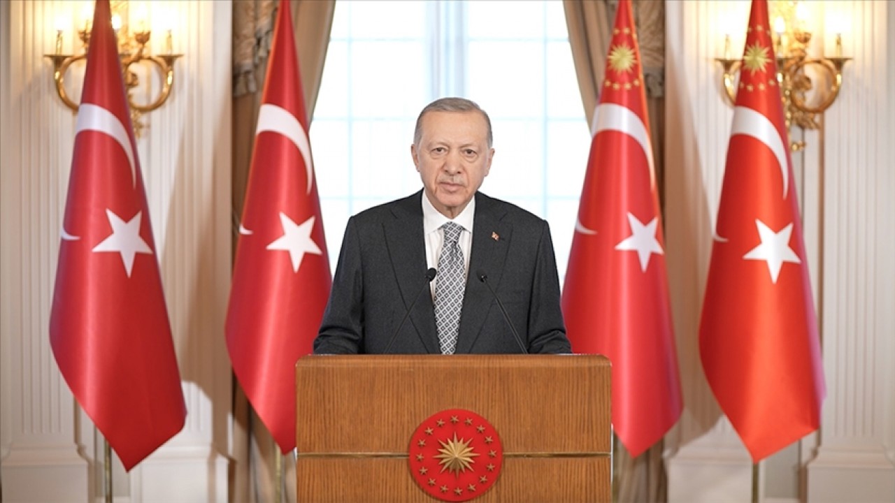 Erdoğan: Savaş suçlarının gözlerden kaçırılmaması için çaba harcıyoruz