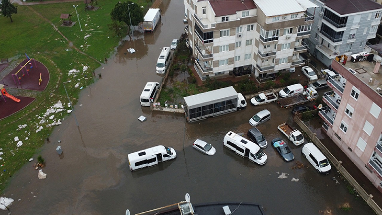 Şiddetli yağışta 1 kişi hayatını kaybetti