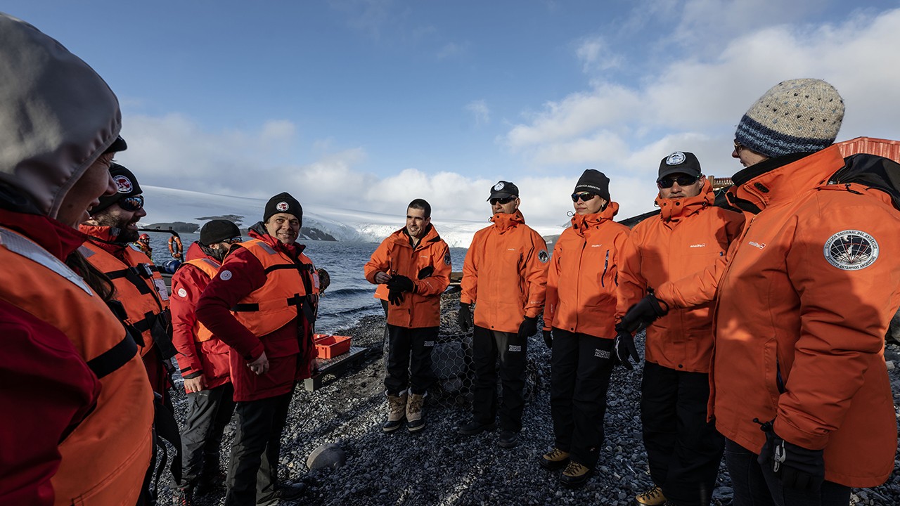 Türk bilim ekibi 8. Ulusal Antarktika Bilim Seferi’ne katıldı