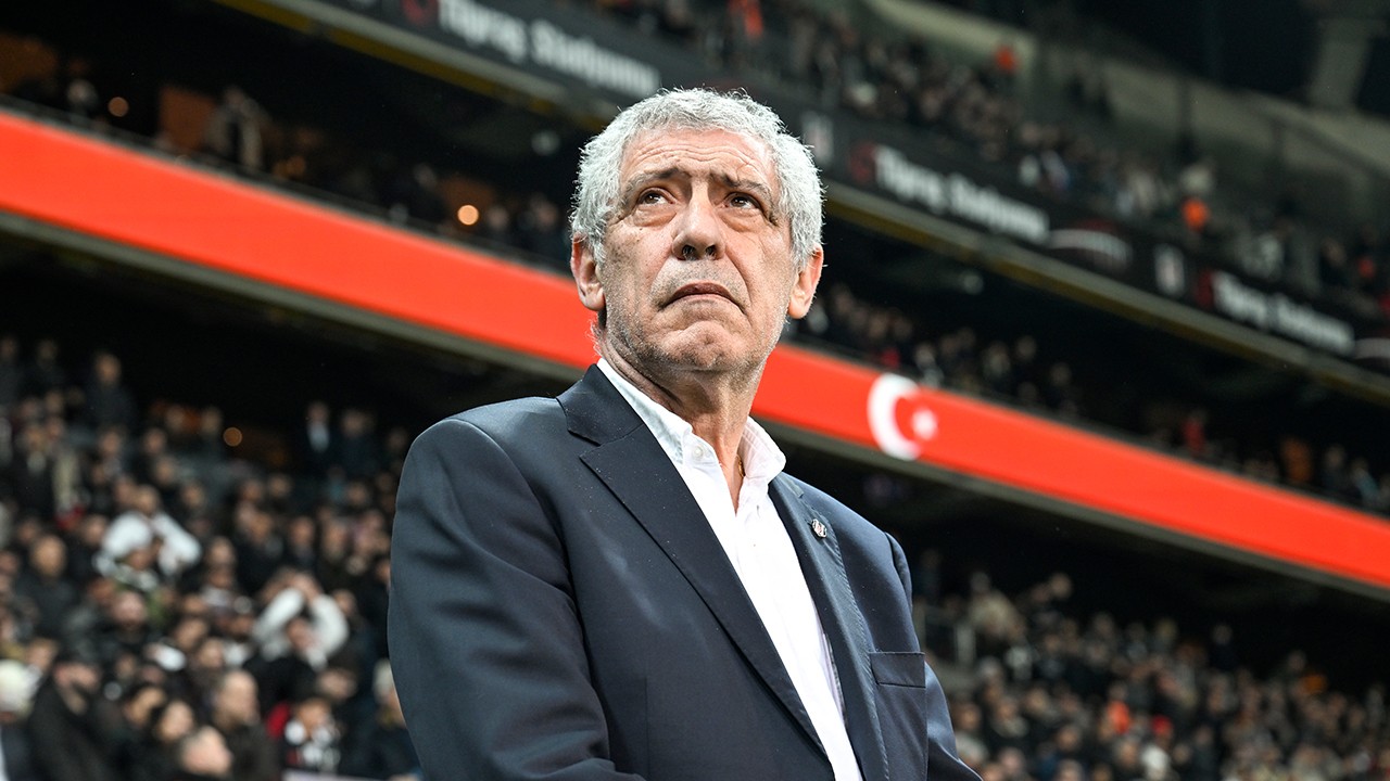 Beşiktaş Teknik Direktörü Fernando Santos: Beşiktaş böyle oynayamaz