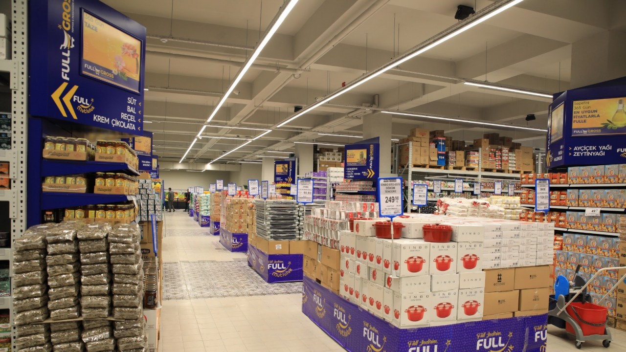 Akyurt Süpermarket Full Gross Market konsepti ile Konya'da büyümeye devam ediyor
