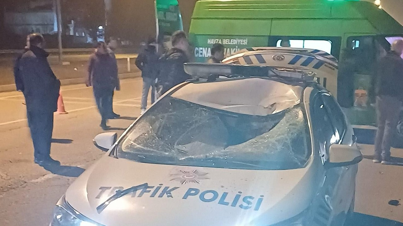 ’Dur’ ihtarına uymayan sürücü, polise çarptı! Polis memuru olay yerinde şehit odu