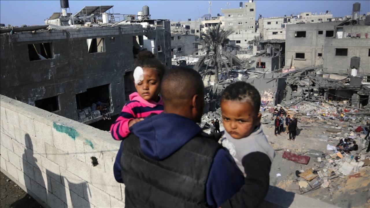 İsrail'in saldırılarını sürdürdüğü Gazze'de can kaybı 30 bin 960'a yükseldi