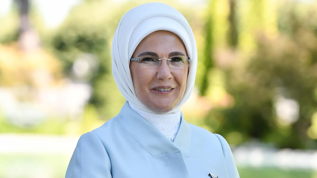 Emine Erdoğan'dan ramazan ayı mesajı: Bu mübarek ayın feyzi ve bereketi tüm insanlığı kuşatsın