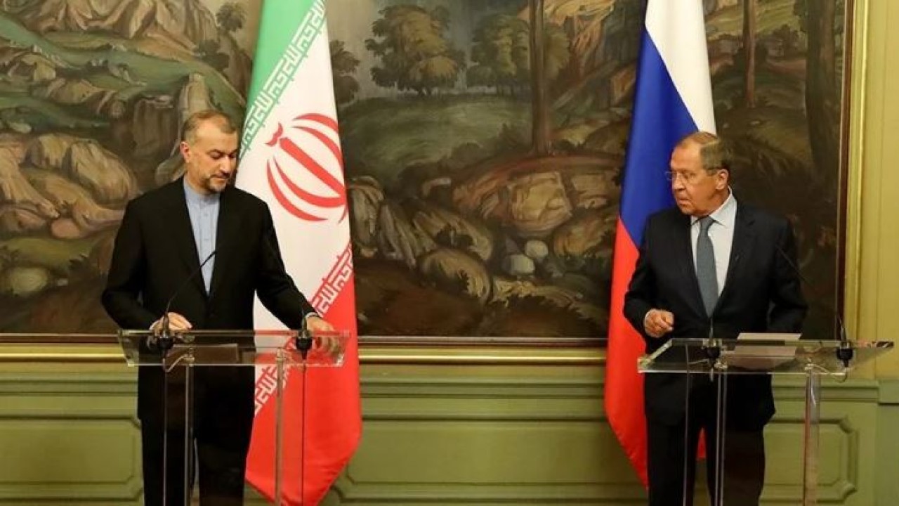Rusya Dışişleri Bakanı Lavrov, İranlı mevkidaşı Abdullahiyan ile telefonda görüştü