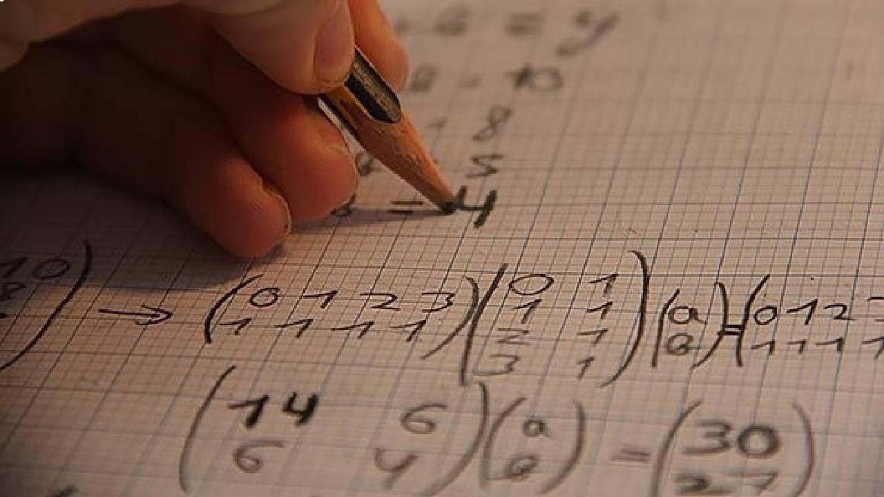 Matematik derslerinde “algoritma-bilişim“ odakta olacak