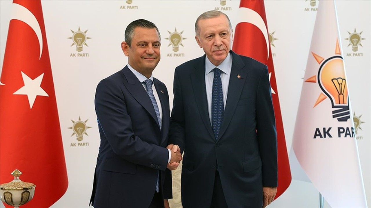 CHP lideri Özgür Özel’den Cumhurbaşkanı Erdoğan’la görüşmesine ilişkin yeni açıklama