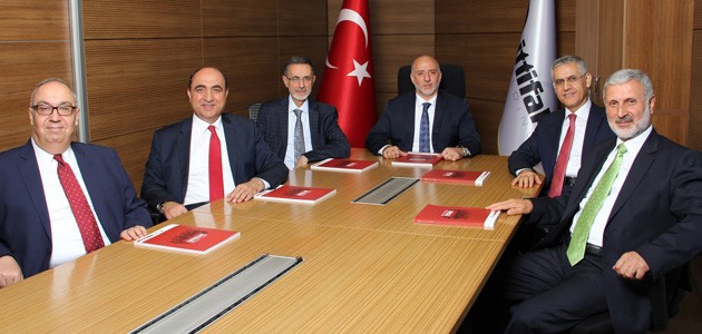 İttifak Holding’in yeni başkanı Ünsal Sözbir oldu