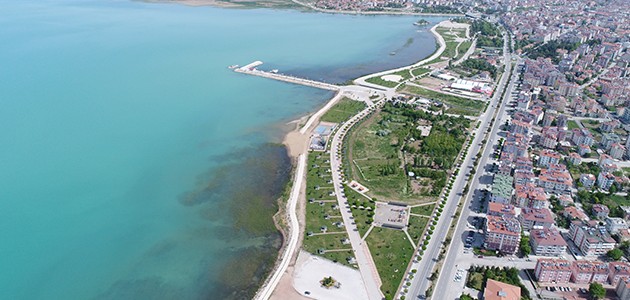 Beyşehir’de sahile bisiklet ve yürüyüş yolu