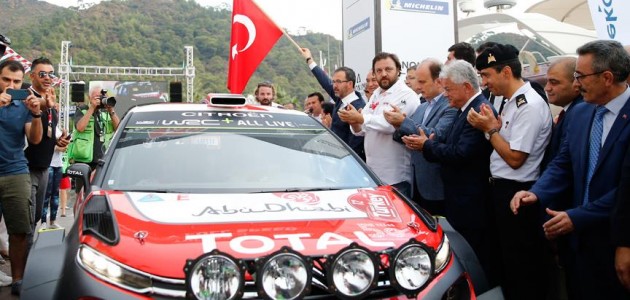 Bakan Kasapoğlu, WRC Türkiye Rallisi’nin seremoni startını verdi