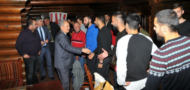 Başkan Akkaya’dan Akşehir Spor’a motivasyon yemeği