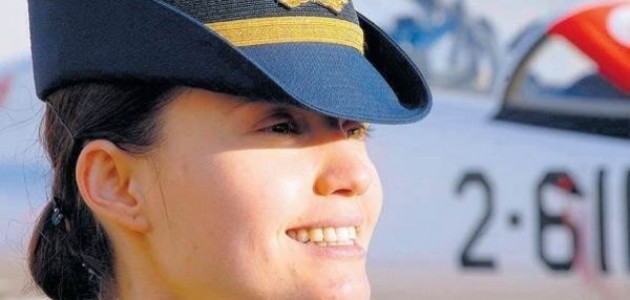 Savcılıkta darbeyi itiraf eden kadın pilot, mahkemede inkar etti