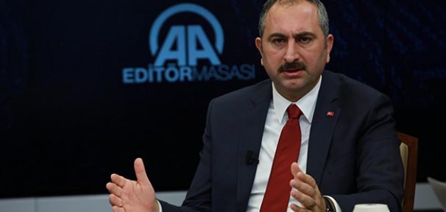 Adalet Bakanı Gül: Örgüt mantığı içinde yapıyorlar