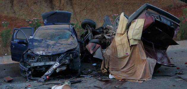 Muğla’da iki otomobil çarpıştı: 2 ölü, 6 yaralı