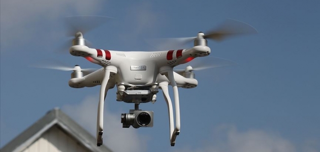 ’Drone’ ile izledikleri evden 4 milyon liralık hırsızlık yaptılar