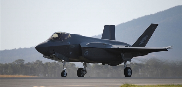 Pentagon F-35'lerin tam kapasite seri üretim kararını askıya aldı 