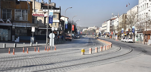 Konya'da sokağa çıkma yasağı sessizliği   