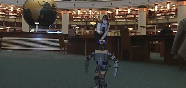 Millet Kütüphanesi'nin yapay zekalı robotu 