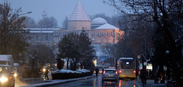 Konya’da kar yağışı etkisini sürdürecek