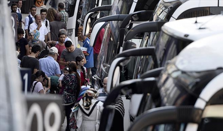 Tren ve otobüs garlarında aşı hizmeti başladı