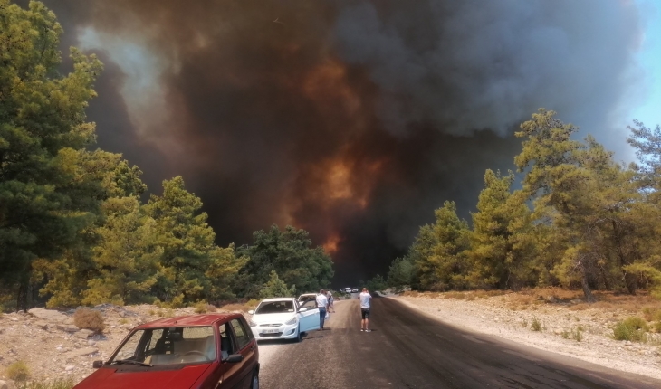 Konya Emniyetinden Manavgat'taki yangın nedeniyle güzergah uyarısı