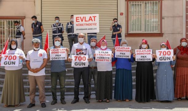 Annelerin evlat nöbeti 3’üncü yılında