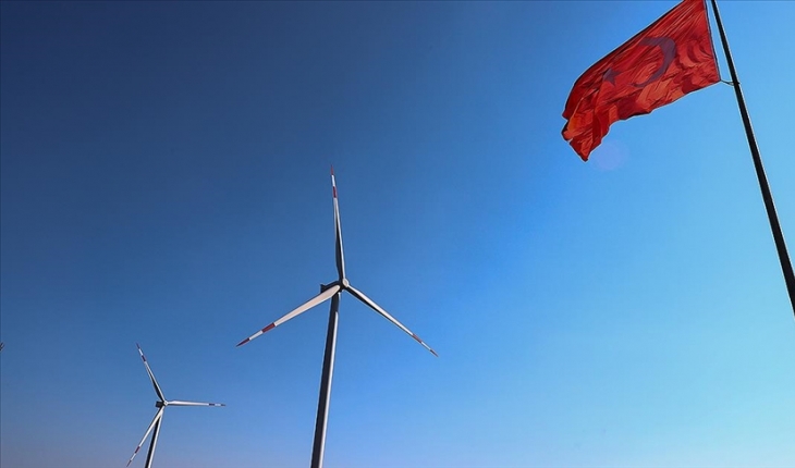 Bakan Dönmez: Türkiye'nin rüzgar enerjisi kurulu gücü 10 bin megavatı aştı