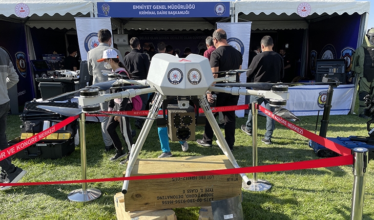 Dünyanın ilk lazer silahlı dronu ’Eren’e büyük ilgi