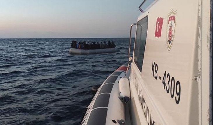 Yunanistan ölüme itti, 25 düzensiz göçmeni Türkiye kurtardı