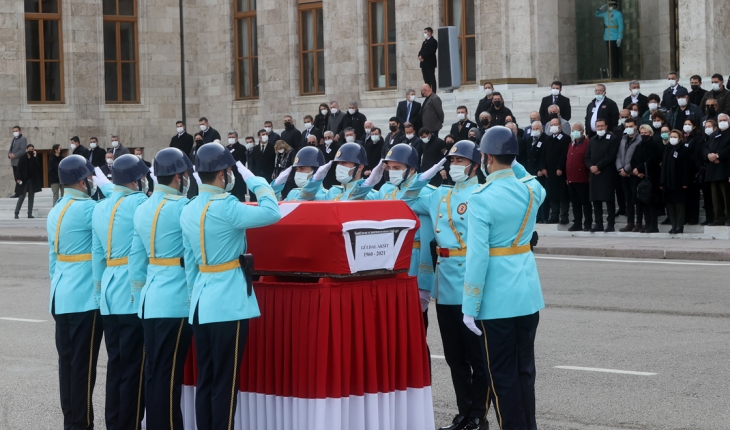 Güldal Akşit için Meclis'te cenaze töreni düzenlendi