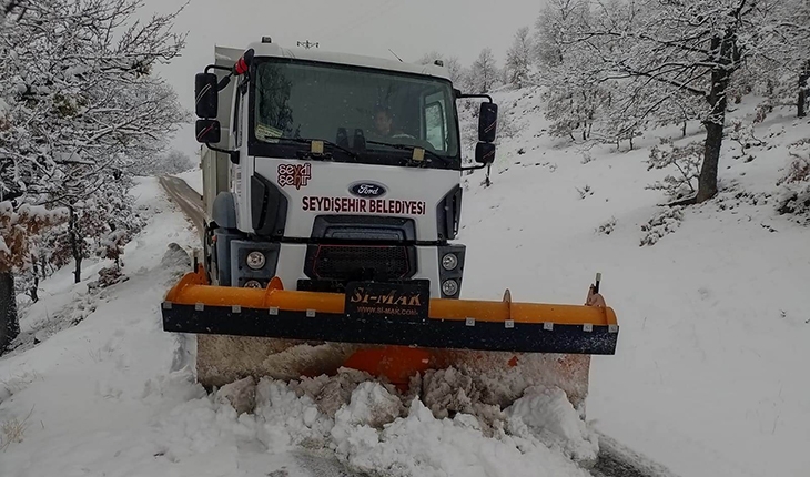 Seydişehir kırsal mahallelerinde kar mesaisi