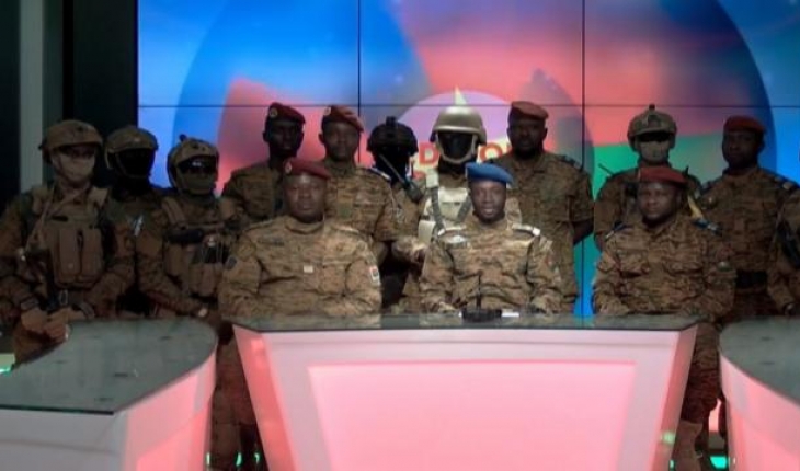 Burkina Faso’da asker yönetime el koydu
