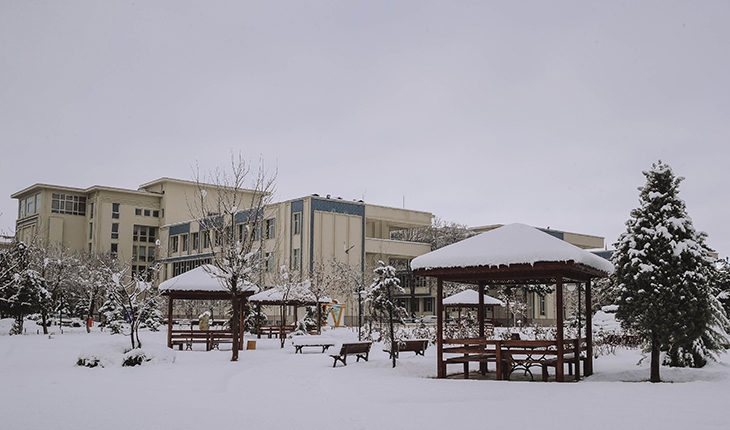 Konya’daki üniversite sınavlarına kar engeli