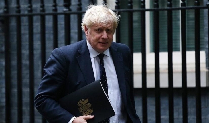 İngiltere Başbakanı Johnson’ın 4 kıdemli yardımcısı art arda istifa etti